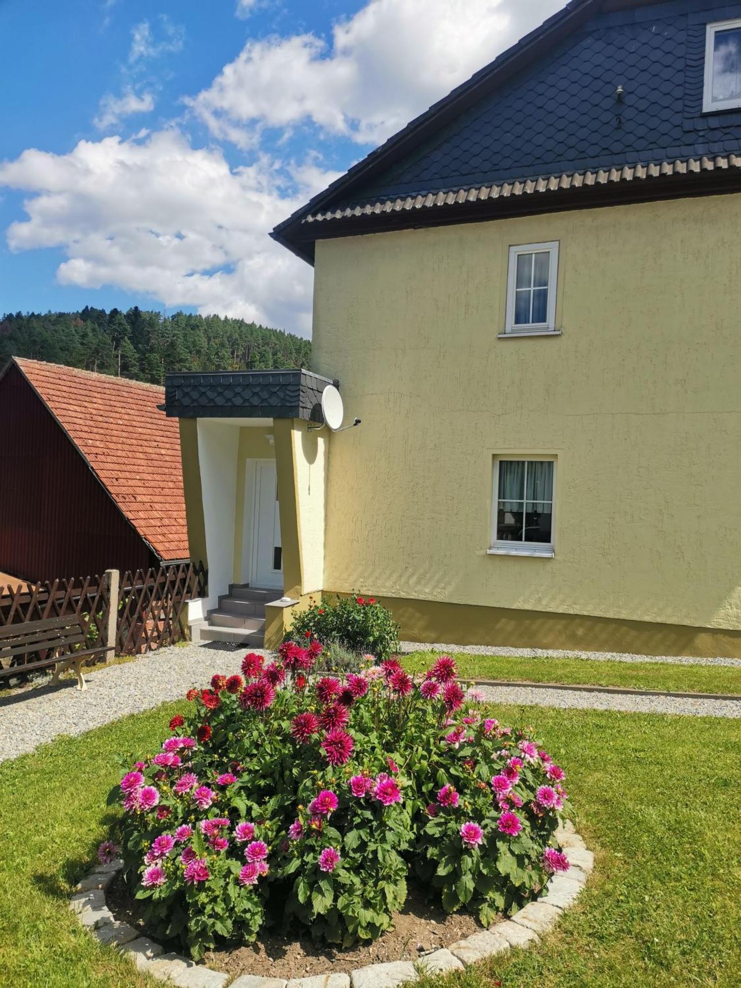 Ferienwohnung Paulinzella 9 Inklusive Parkplatz Und Wlan ภายนอก รูปภาพ